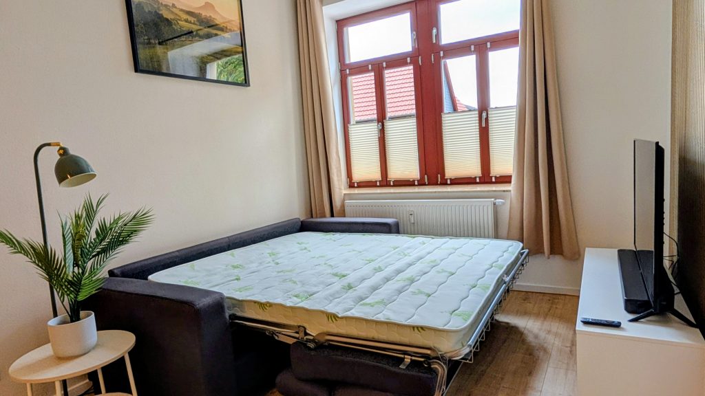 PXL_20250917_085523968.MP~2