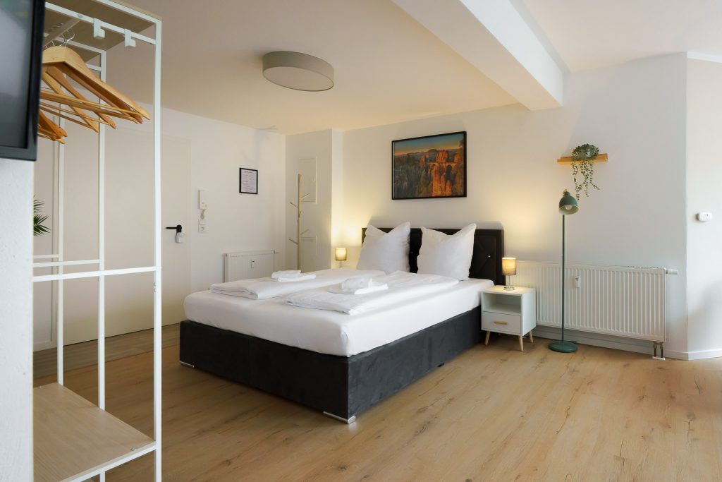 boxspringbett-ferienwohnung-pirna-casa-benji